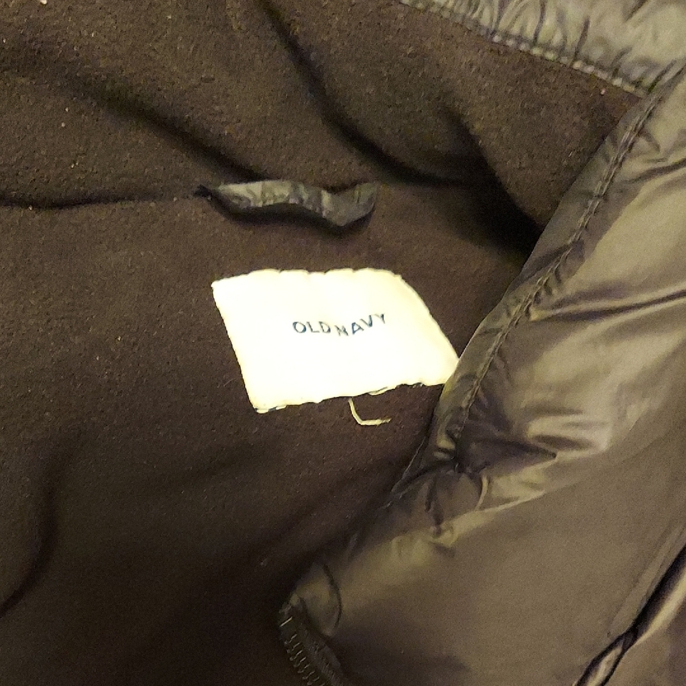 Puff Jacket In Black - Picture 2 of 2